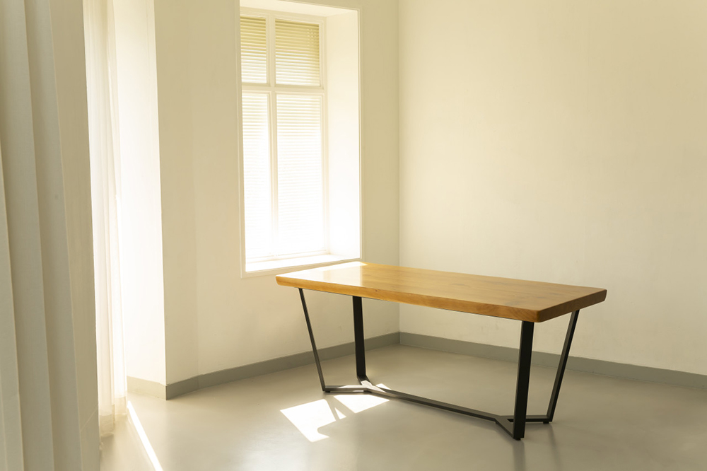 [뉴송 우드슬랩] 식탁 / Y다리 카페테이블 원목  (스타벅스 테이블)