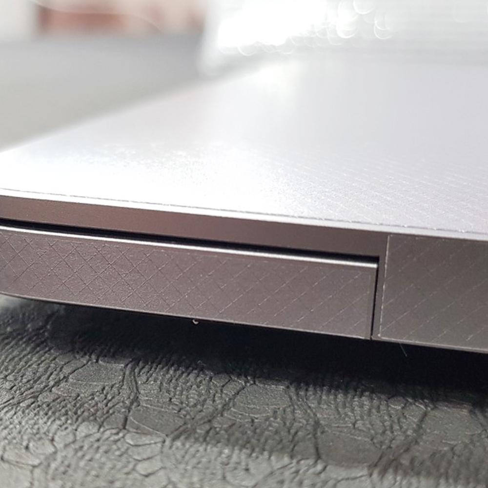 맥북프로 16 M1 M2 M3 M4 올레포빅 light 액정보호필름 커버클린 - 상세 이미지 5