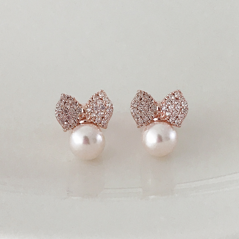 14K 골드핀 리본 진주 오피스룩 혼주 한복에 어울리는 하객 금침귀걸이