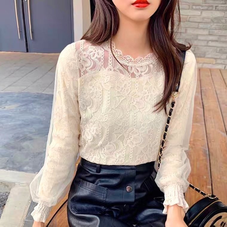 레이스 블라우스 퍼프소매 블라우스 하이넥 블라우스 하객룩 스타일링 팁