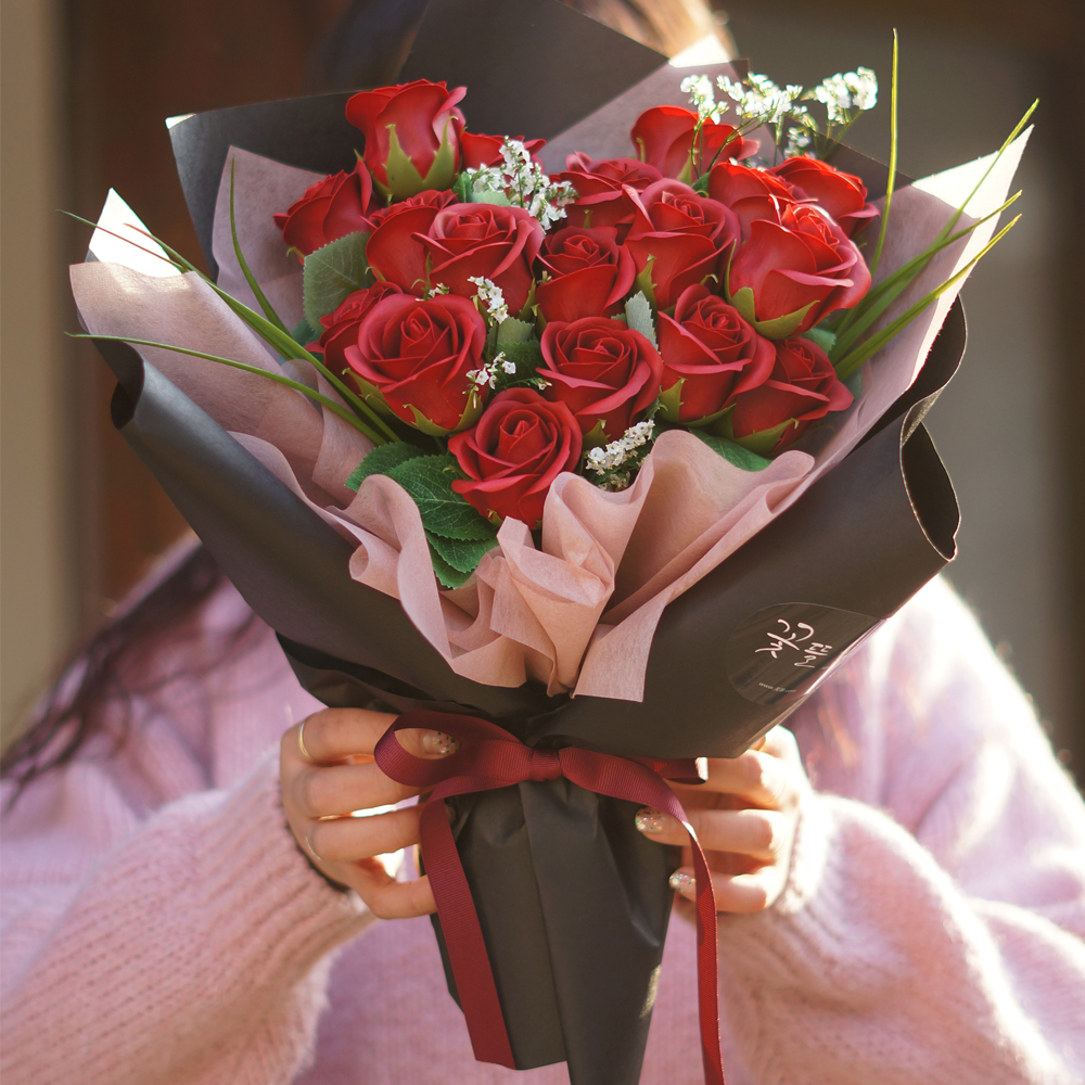 어버이날 졸업 꽃다발 축하 장미 로즈데이 졸업식 여자친구 꽃선물 예쁜 비누꽃다발