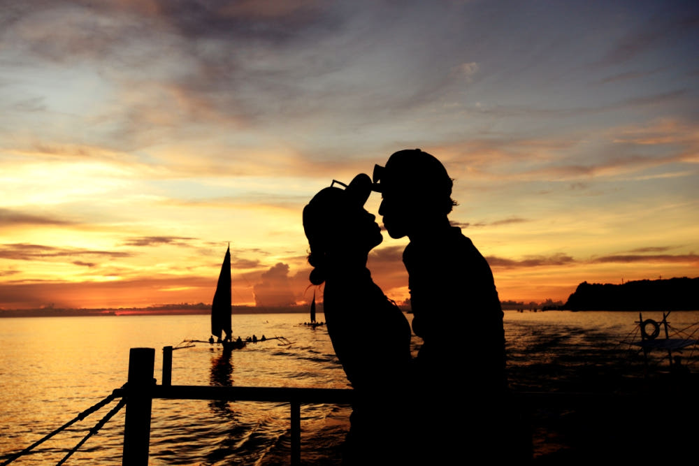 요트 위에서 즐기는 간식 타임