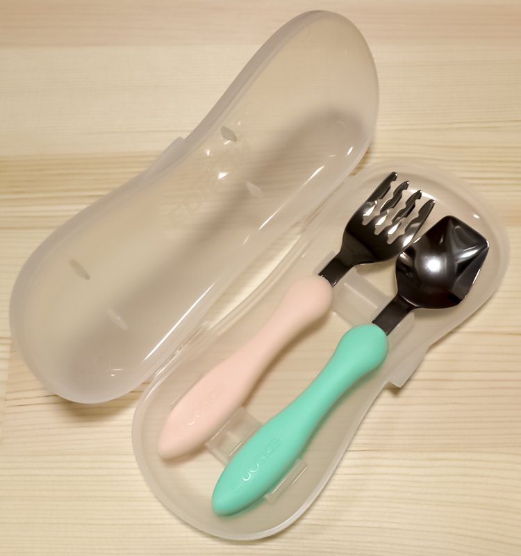 KJC 에디슨 마마 베이비 스푼 포크 케이스 포함 세트 - 하카타몰