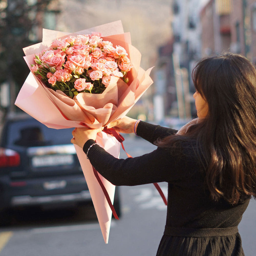 꽃뜰 꽃다발 생화 대형 장미100송이 자이언트 대왕 생일 축하꽃 프로포즈
