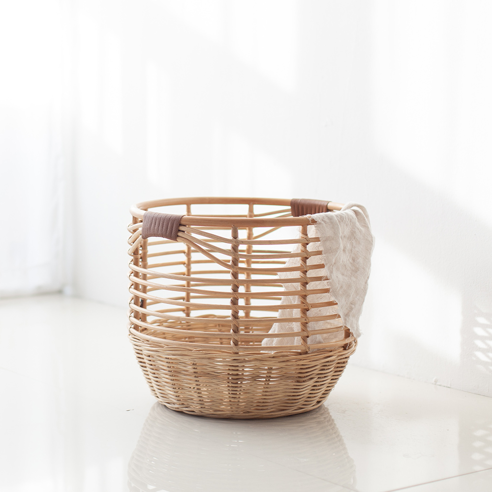 라탄바구니 가죽손잡이 수납 바스켓 정리 세탁 대형바구니 인형 빨래 담요