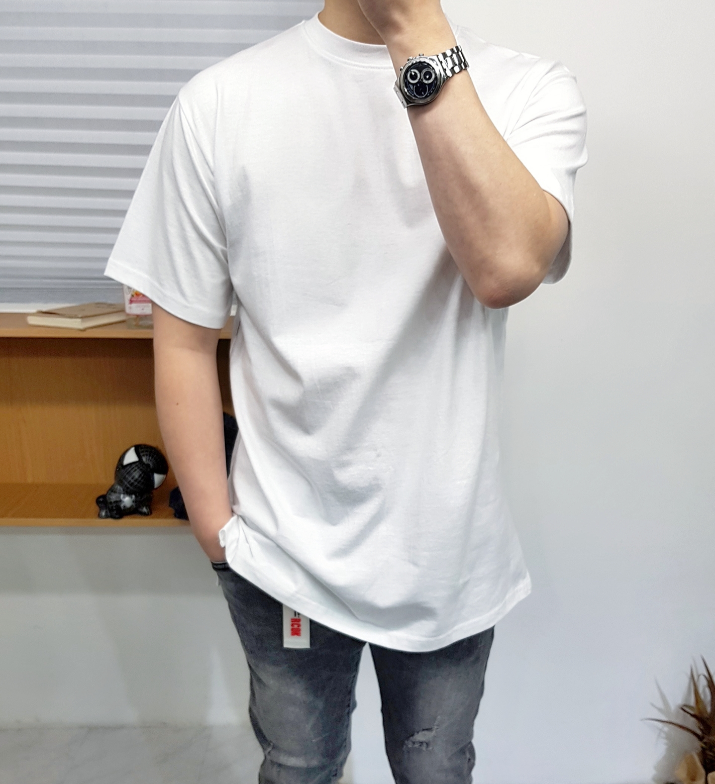 남자 반팔 티셔츠 무지 티셔츠 옆트임 티셔츠 레이어드 티셔츠 남자 스타일링