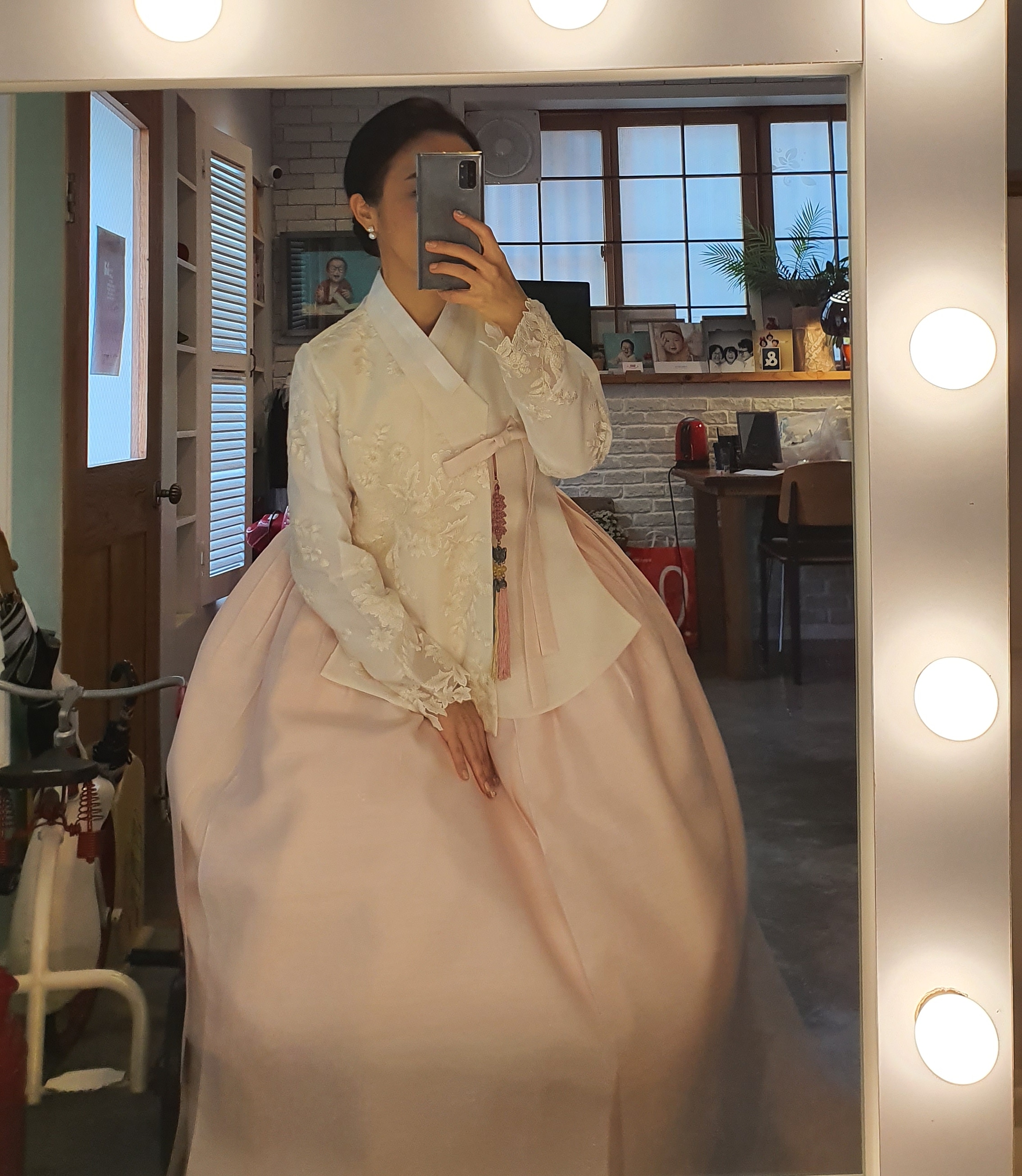 한복대여 은가비한복 커플3번 결혼식 웨딩 신랑신부 돌잔치 2부드레스 - 상세 이미지 5