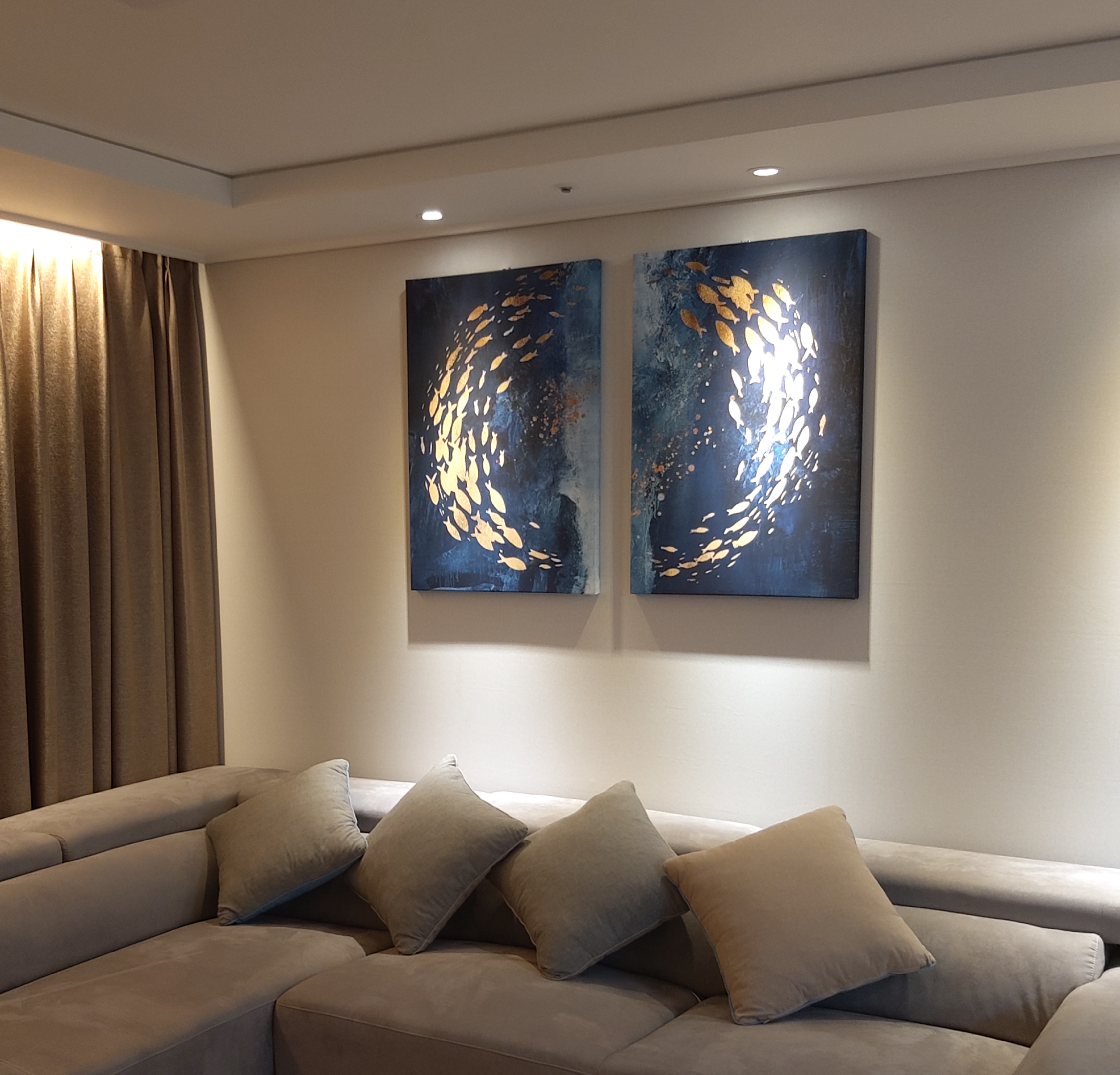물고기 잉어 액자 60x90cm(2세트) 인테리어그림 거실 사무실 원을 그리는 물고기 떼 - 상세 이미지 2