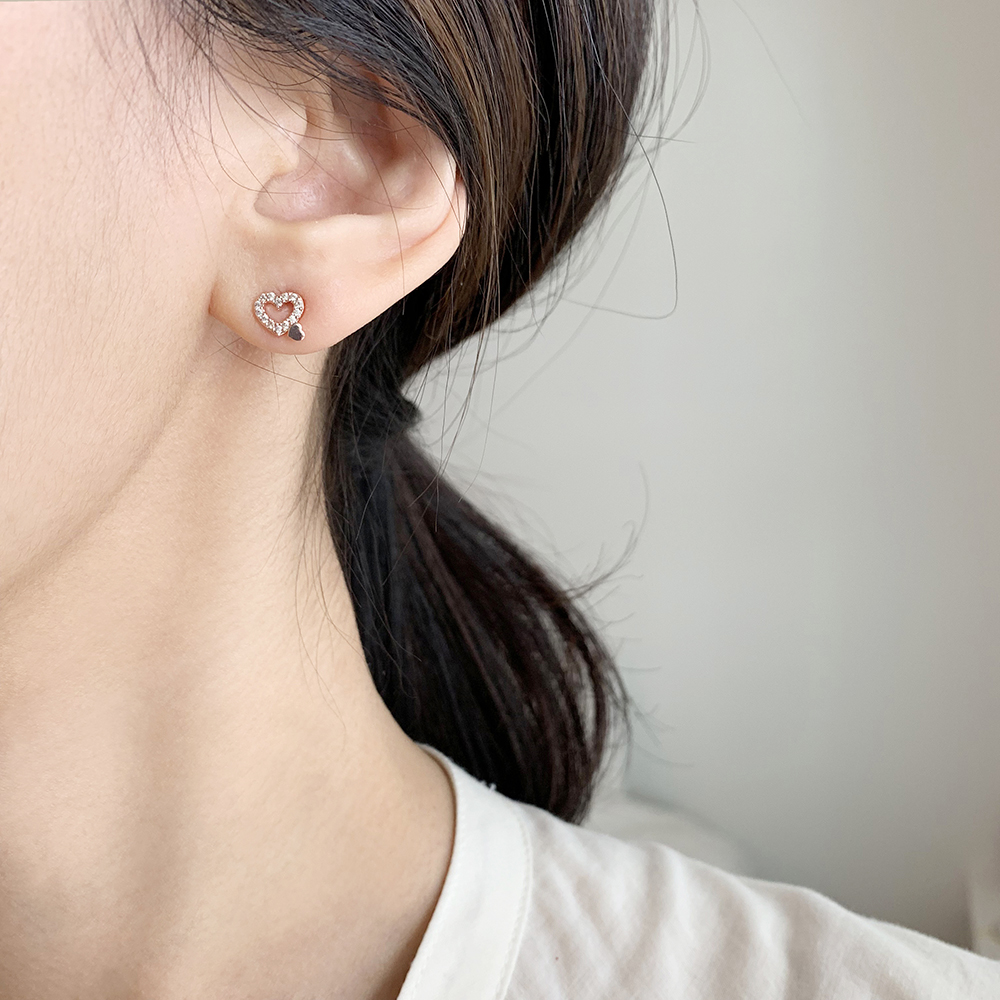 14K 금침 미니 큐빅 더블 하트 골드핀 김고은 중학생귀걸이 - 상세 이미지 2