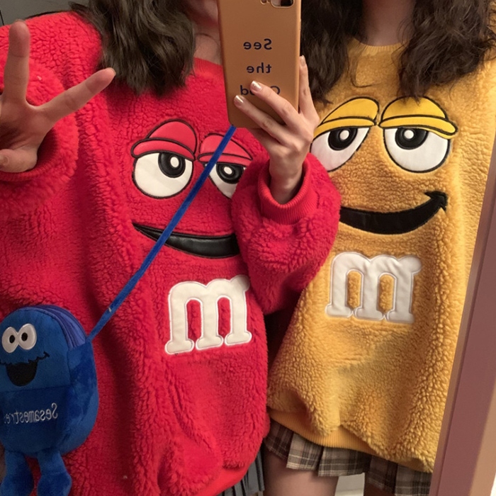 엠엔엠 맨투맨 2color M&M 양털 뽀글이 오버핏 우정 맨투맨 트윈룩 티셔츠 - 상품 이미지