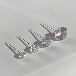 (무배/실버925) all silver 4size 베이직 큐빅 은귀걸이(... 솔직 후기 | 실사용자 리뷰 분석 - 상품 이미지 1