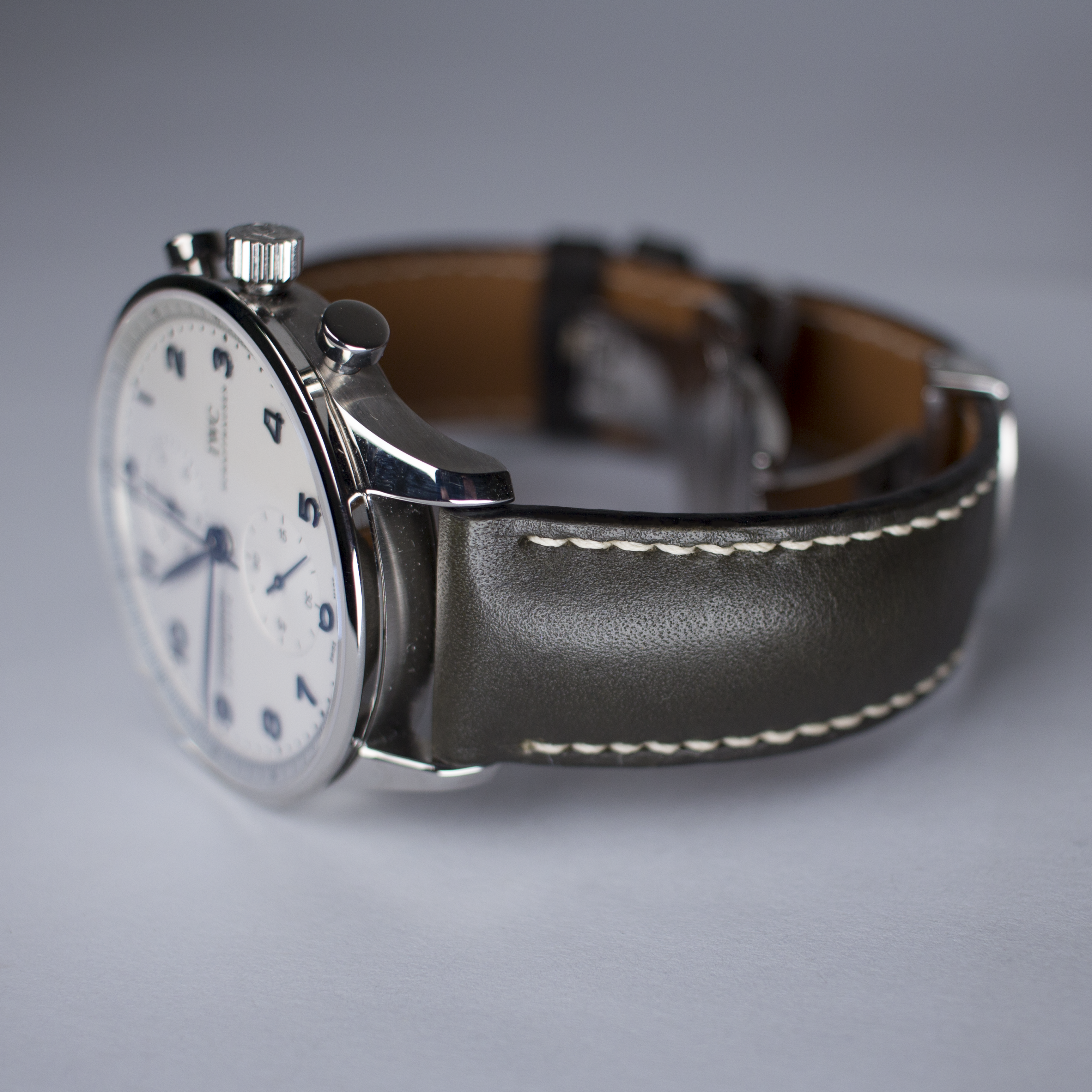 mudustrap 스토어 로고