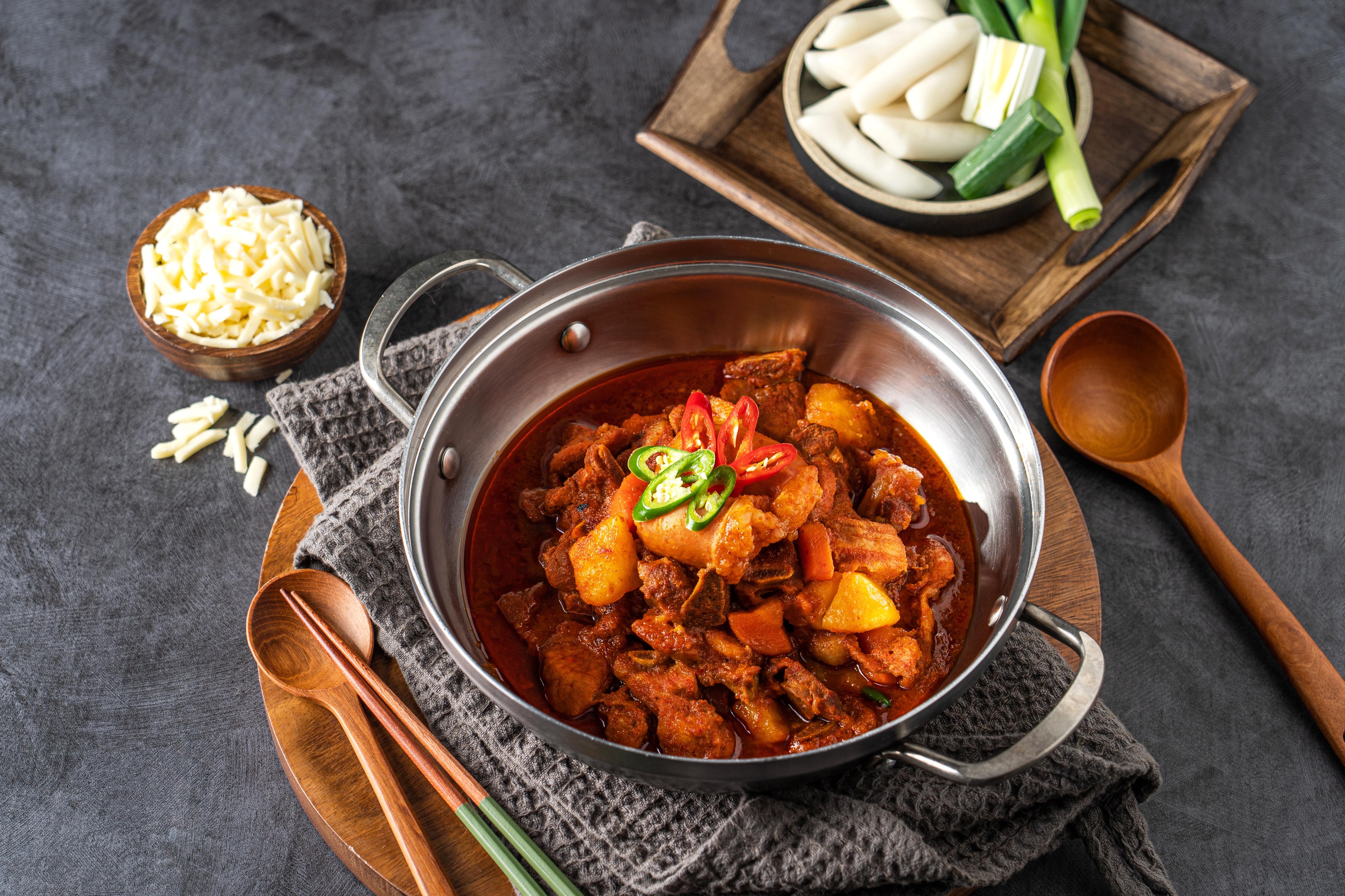 [무등산식당 곱갈비찜] 한우 소대창 매운 돼지갈비찜 매운맛 모짜렐라 치즈 - 상세 이미지 2