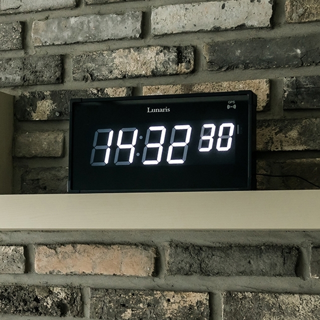 국산 루나리스 전파 GPS 디지털 벽걸이 LED 전자 시계 - 상세 이미지 3