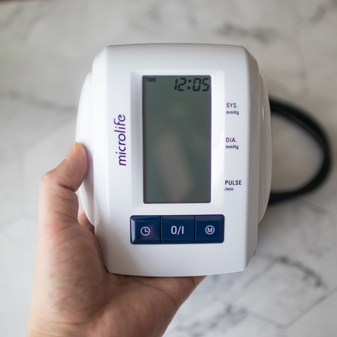 가정용 전자혈압계 혈압측정기 기계 체크기 심박수 커프형 국산 휴대용 자동 24시간 병원용
