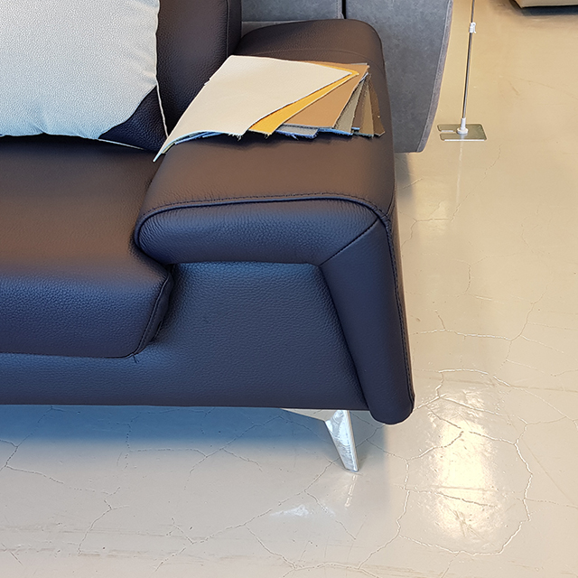 스코나 커스터 천연 통가죽 4인 소파