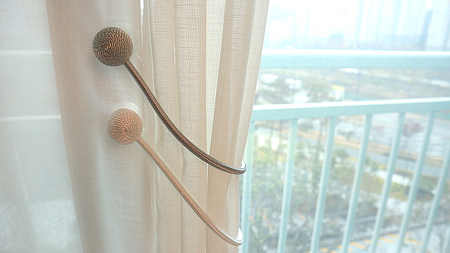 코지앳홈샵 방울자석 커튼 타이백2종 2개1set