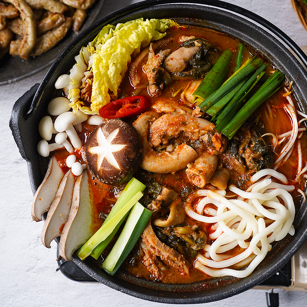 팬더박스 시래기 곱창전골 1kg 2인분 1팩 캠핑 찌개 전골 - 상세 이미지 2