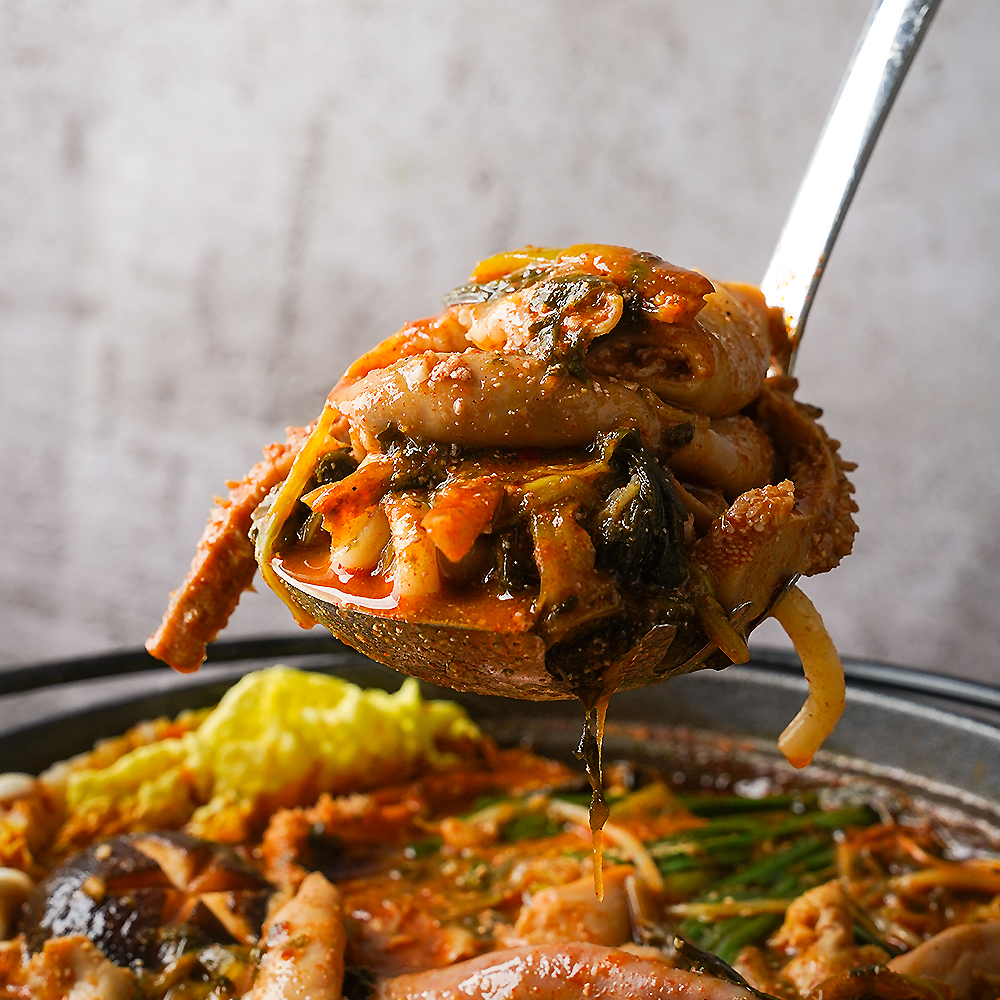 팬더박스 시래기 곱창전골 1kg 2인분 1팩 캠핑 찌개 전골 - 상세 이미지 3