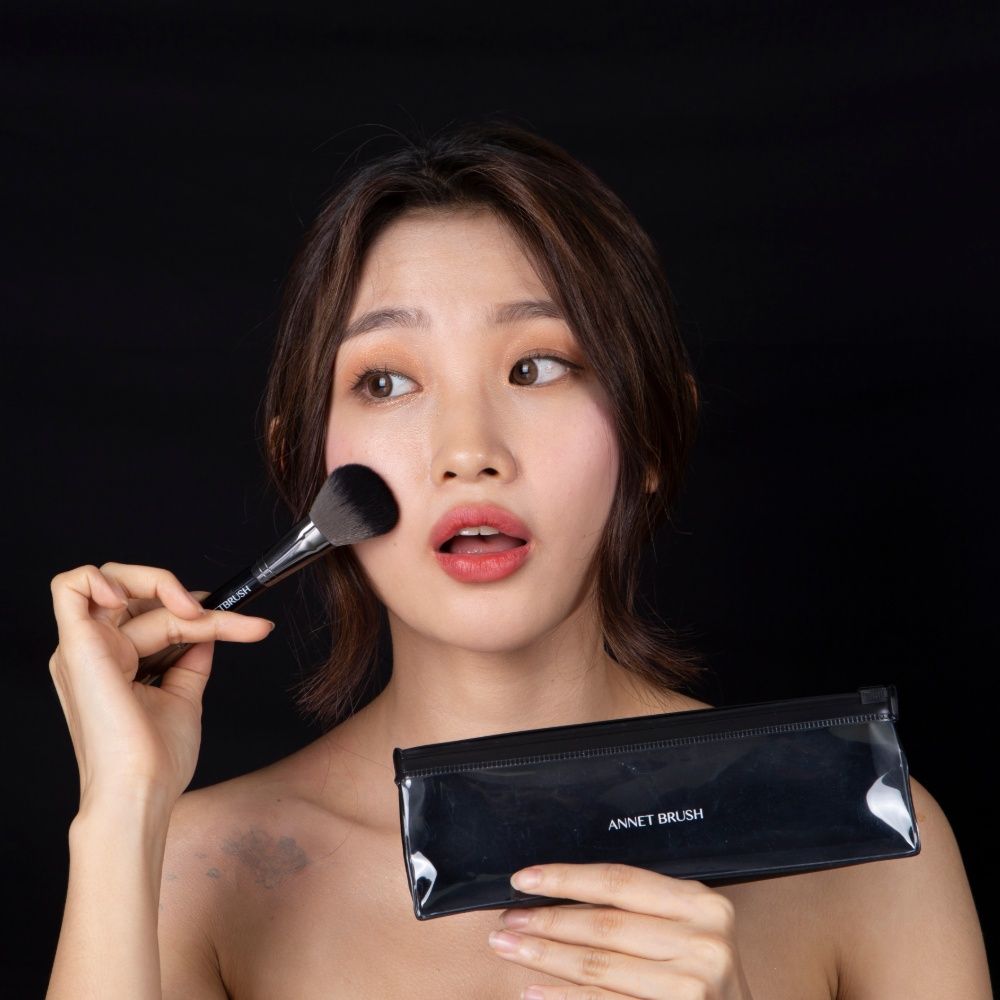 하나의 브러쉬로 휴대가 간편한듀오 엔드 브러쉬 베이스 양백이 파우더 블러셔 브러쉬 이미지 6