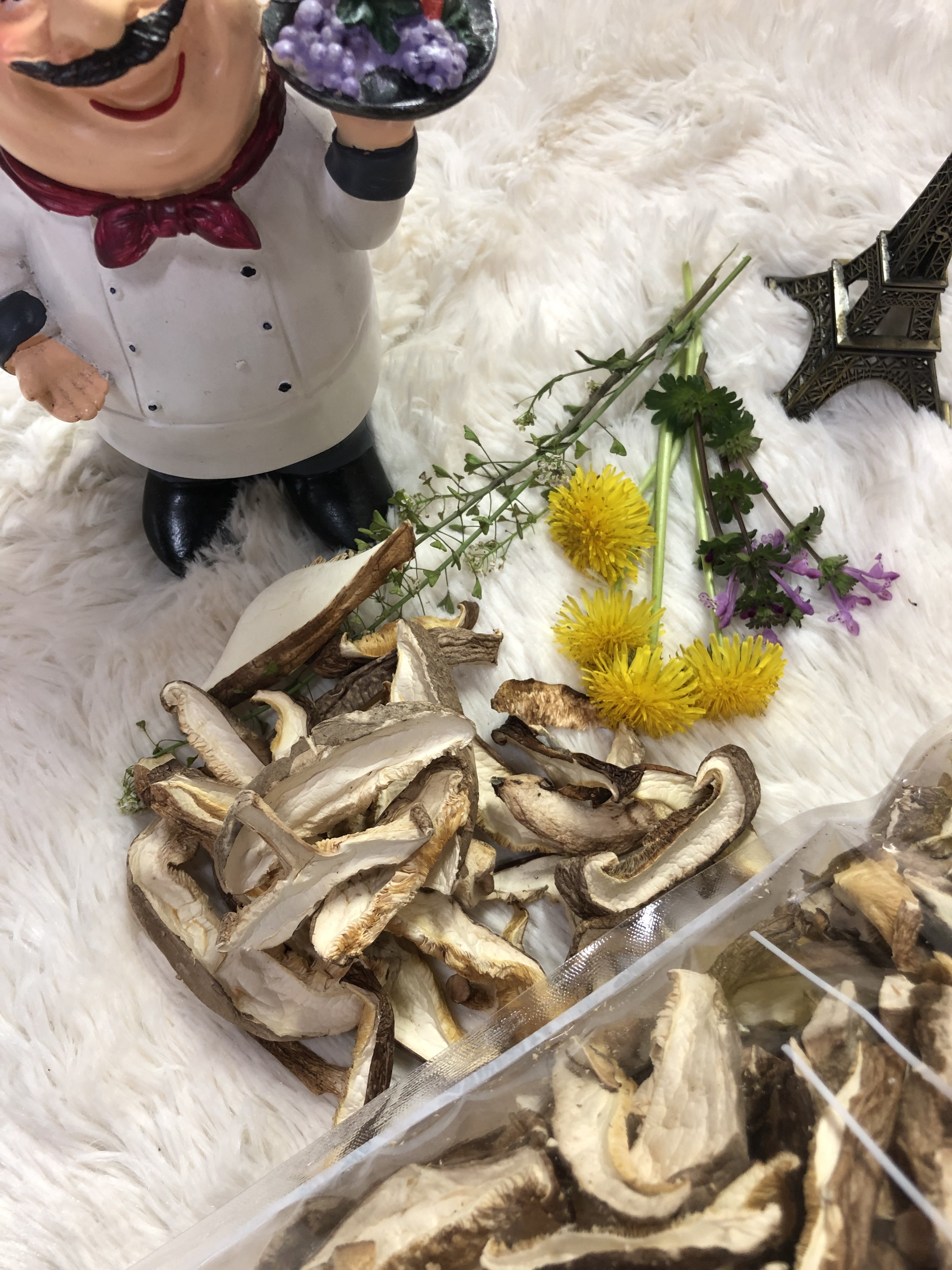대용량 특A급 건표고버섯 슬라이스 1KgX10개 마른 표고버섯 채 말린 버섯 맛집 식자재 - 상세 이미지 2