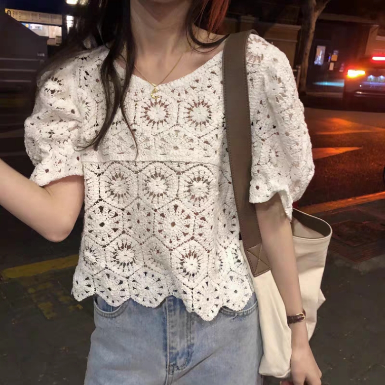 뜨개펀칭 퍼프 볼륨소매 반팔 니트블라우스 시스루 망사 캐쥬얼니트 레이스 그물 이미지 8
