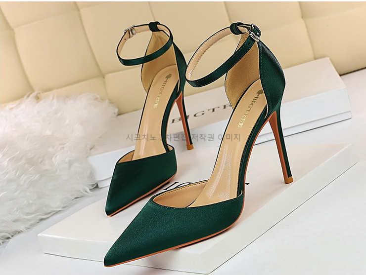 220-260 비앤토 10cm 스틸레토 스트랩 새틴 하이힐 6color 상세 이미지 17