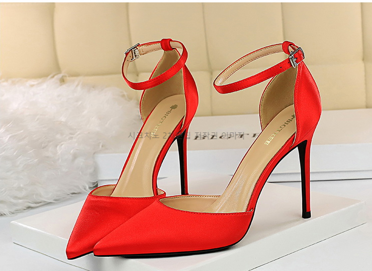 220-260 비앤토 10cm 스틸레토 스트랩 새틴 하이힐 6color 상세 이미지 3