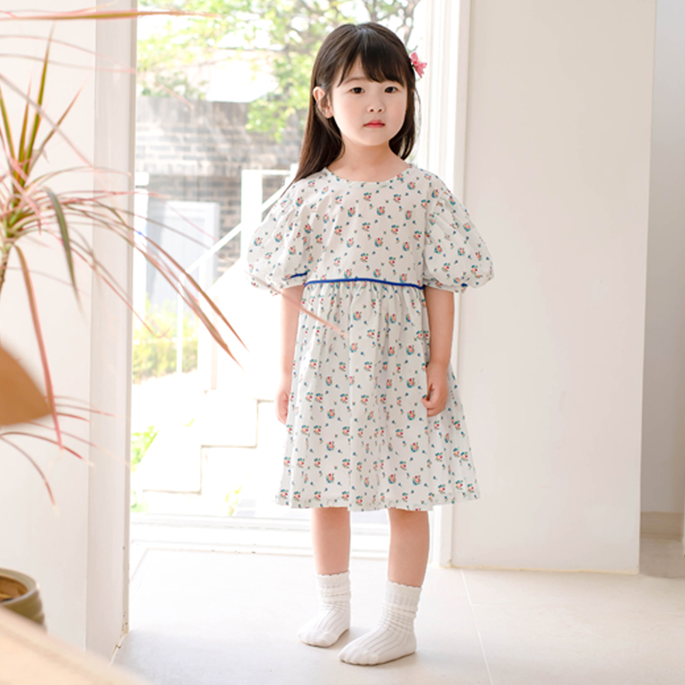 데이지 배색끈원피스 여아 아동 화이트 꽃무늬 보통핏 면