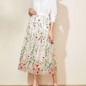 아방가드르 럭셔리 특이 독보적 들꽃 플라워 자수 프린팅 망사 밴딩 롱 샤... 착용 후기 | 사이즈/핏 총정리 - 상품 이미지 2