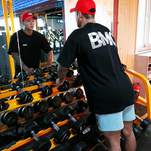비스트모드 월드맵 남자 짐웨어 헬스 오버핏 반팔 티셔츠 블랙화이트 BSM... 착용 후기 | 사이즈/핏 총정리 - 상품 이미지 2