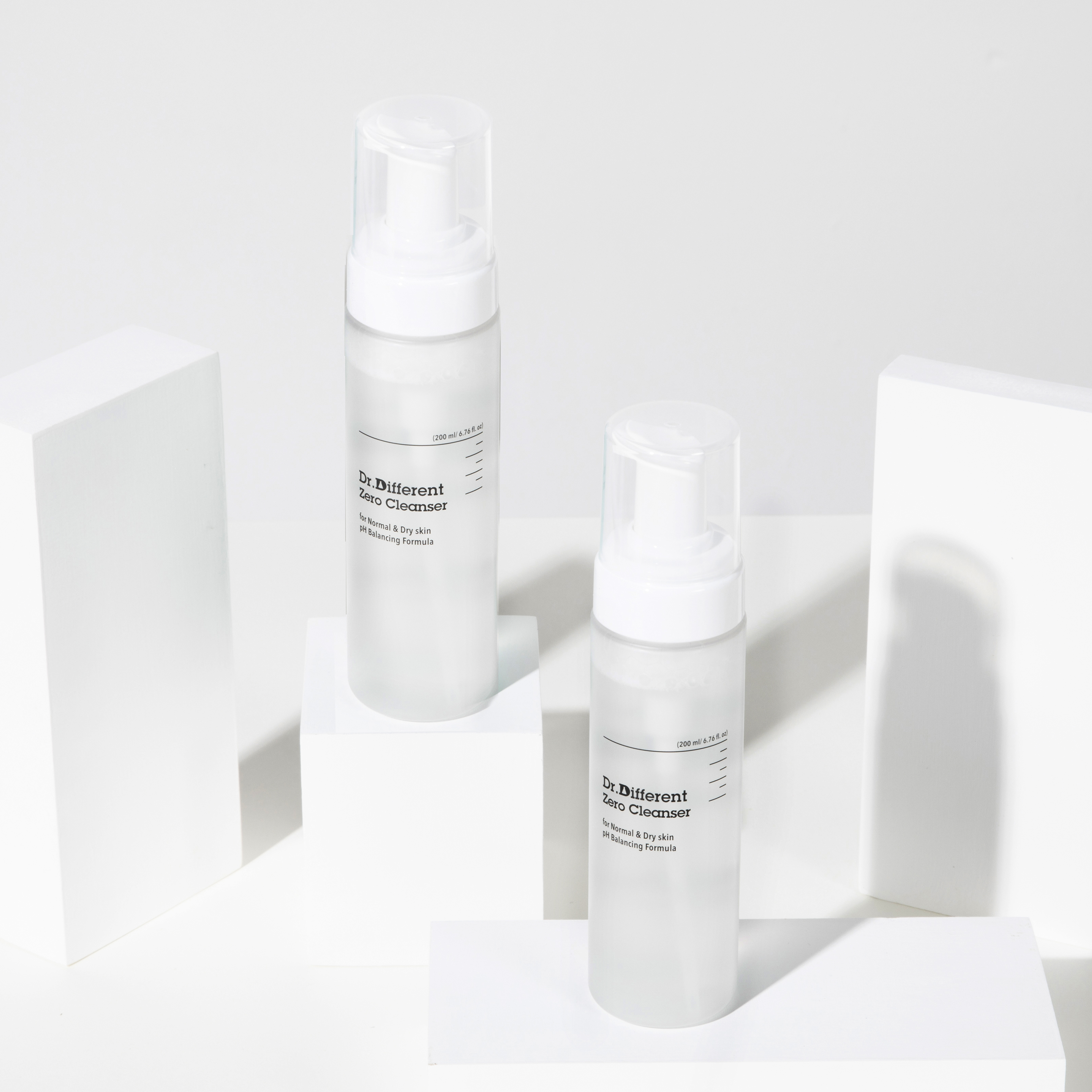 촉촉 클렌징/ 닥터디퍼런트 제로 클렌저 중건성 200ml+본품 용량 리필 - 상세 이미지 3