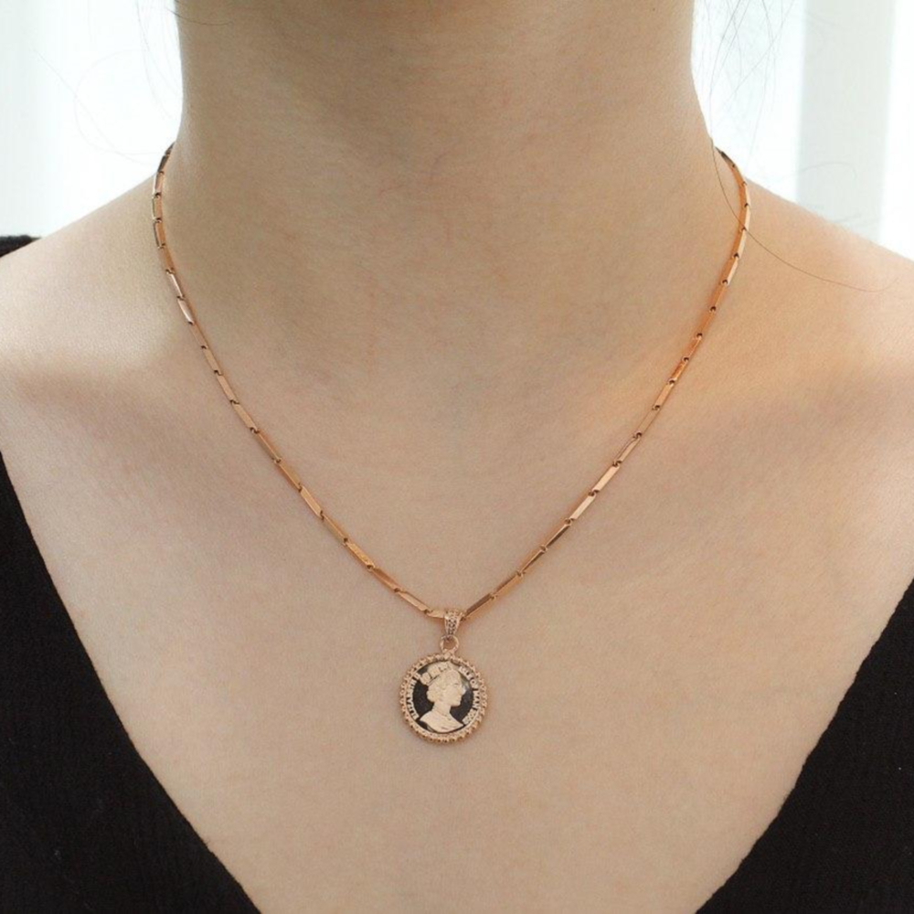 엘리자베스 코인 펜던트 금 골드 목걸이 30대 여자 친구 엄마 선물 14K 18K 생일