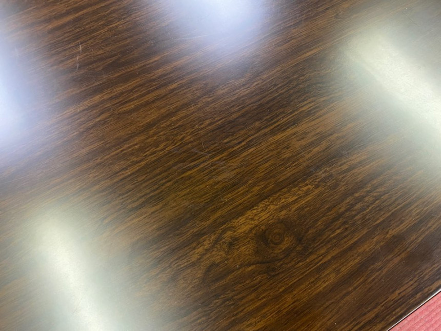 deskB_04.jpg