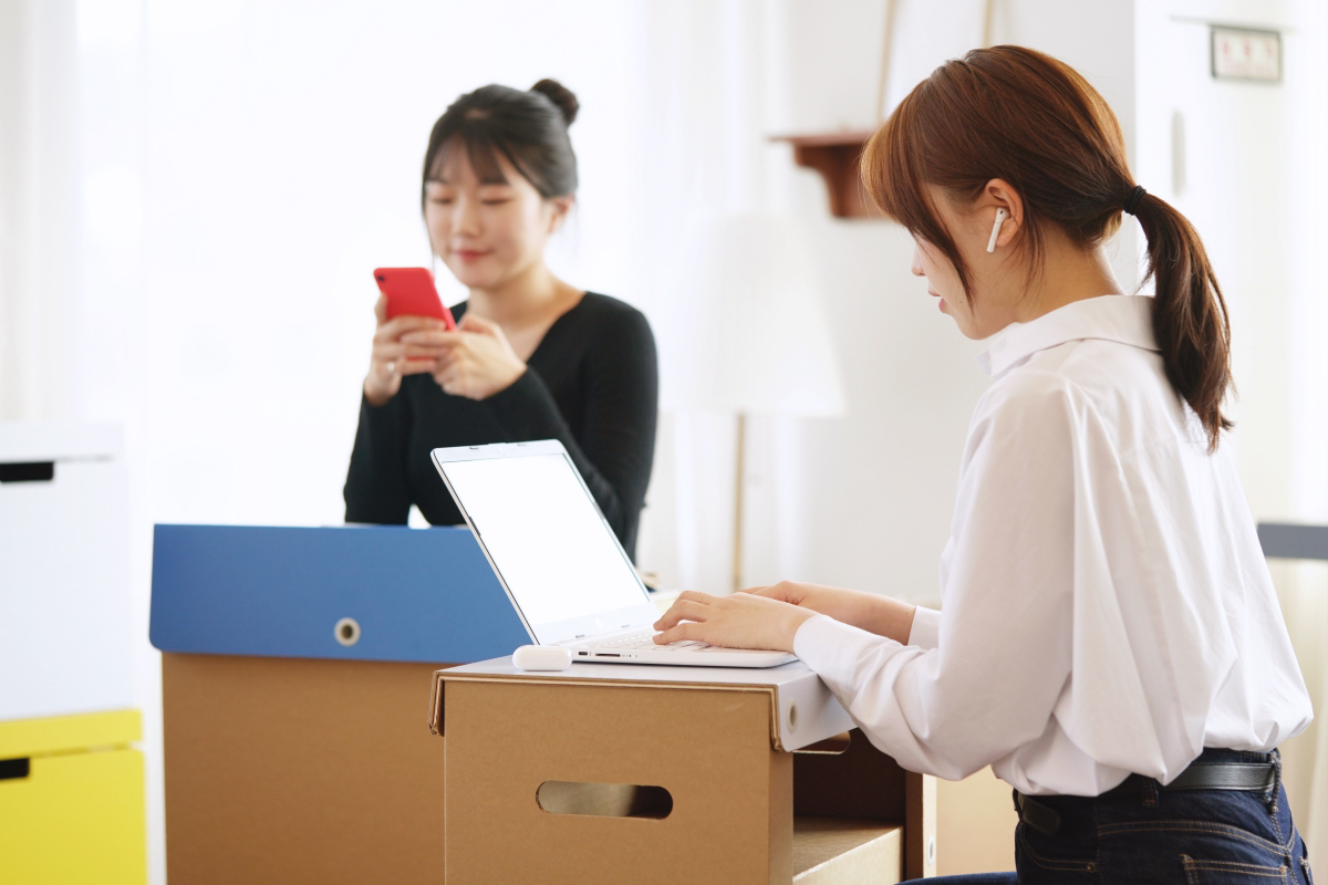 종이가구 스탠딩 책상 스탠드 데스크 높은 테이블 키높이 키다리 서서 일하는 책상