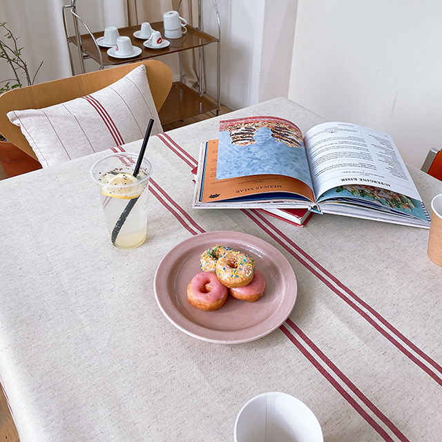 레드라인 방수 식탁보 테이블보 캠핑 홈카페 4인6인 백일 돌상 95X115cm