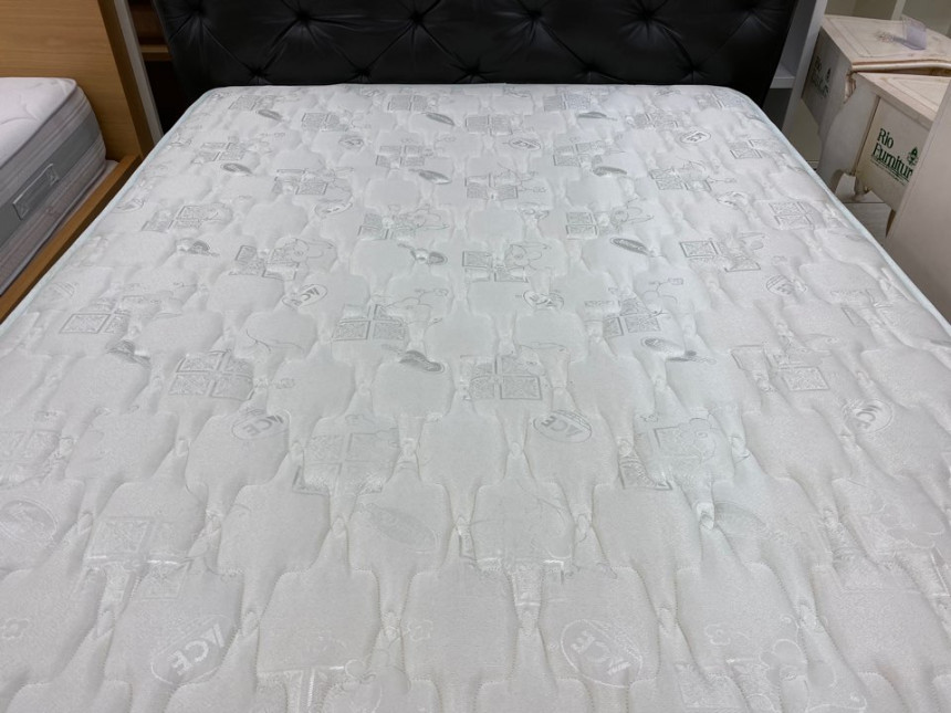 quiltQbed_07.jpg