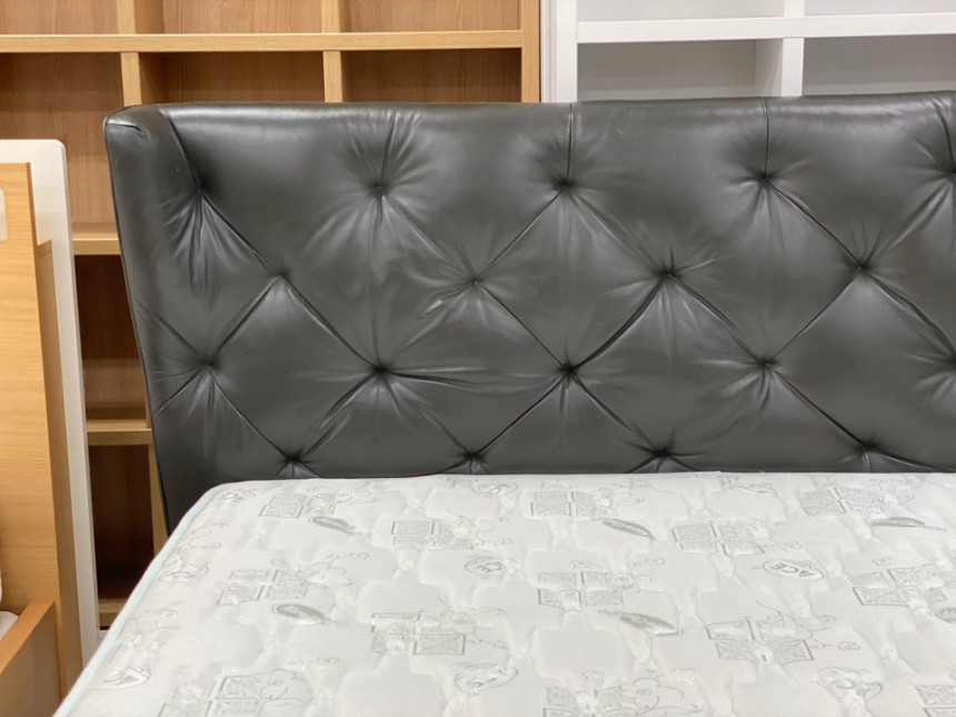 quiltQbed_03.jpg