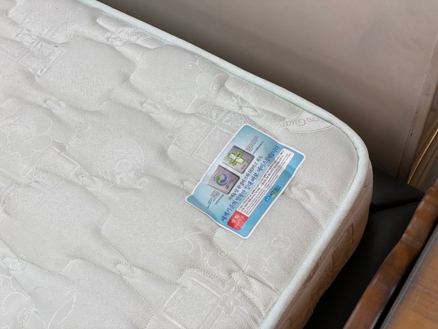 quiltQbed_06.jpg