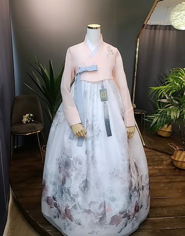 한복대여 은가비한복 화사한마님2 웨딩 결혼식 여자 하객 혼주 가족 - 상세 이미지 3