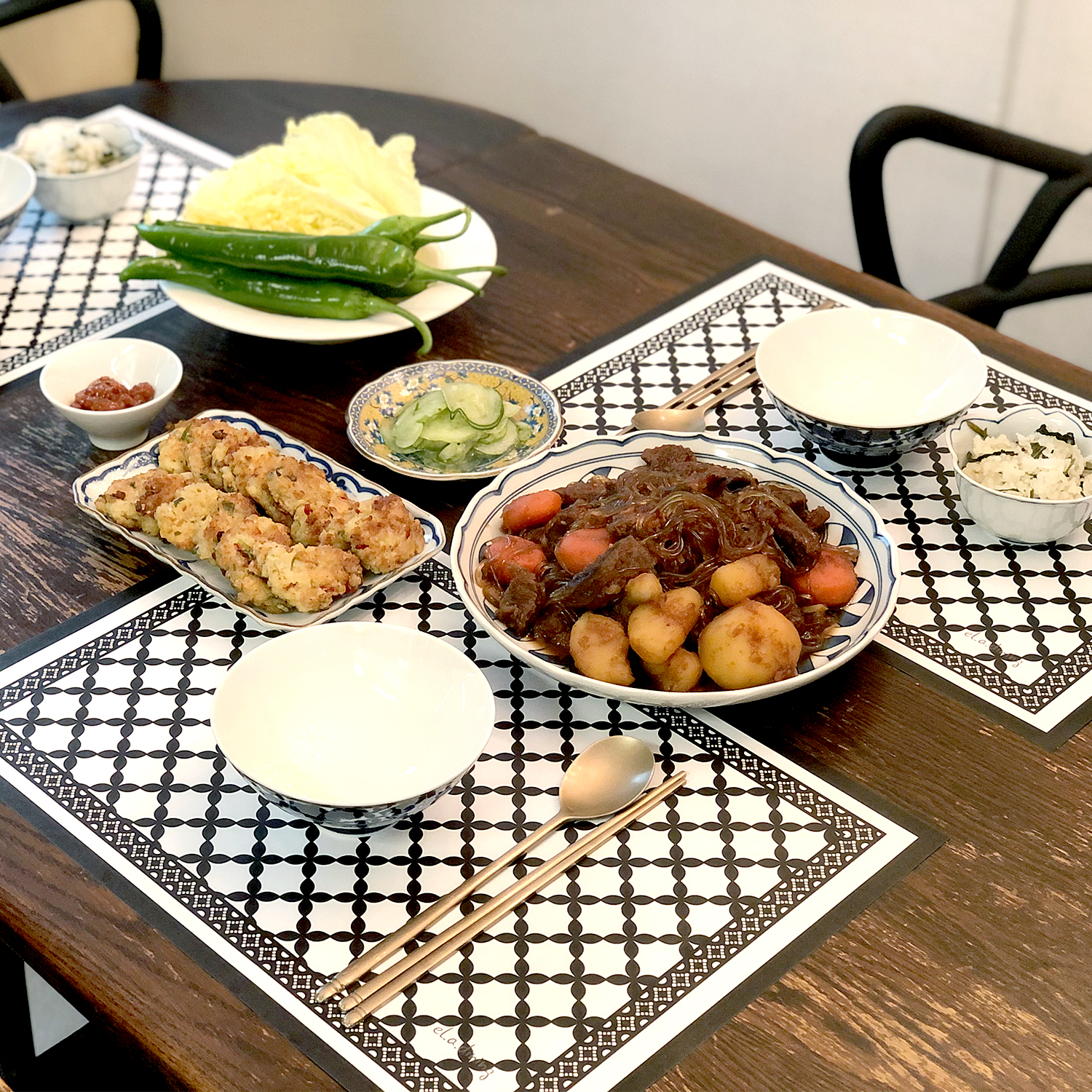 일회용 종이 식탁매트 10P 세트 모노화이트 엘라다이닝