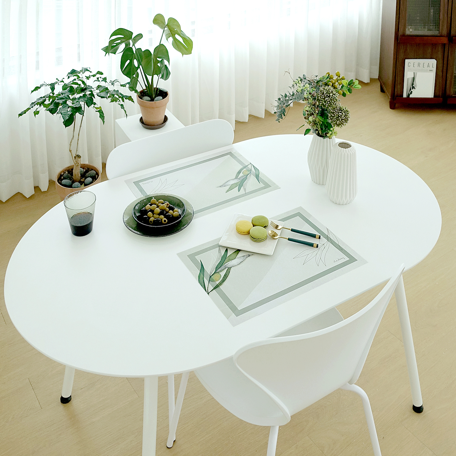 일회용 종이 식탁매트 10P 세트 뉴 올리브 엘라다이닝