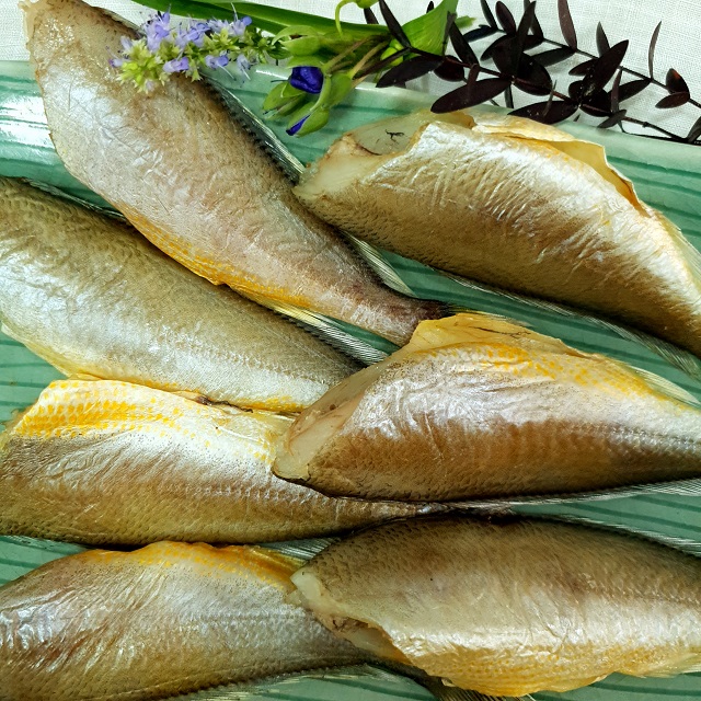 국내산 반건조 참조기 500g 두절 손질 조기 부산 생선대장 - 상품 이미지