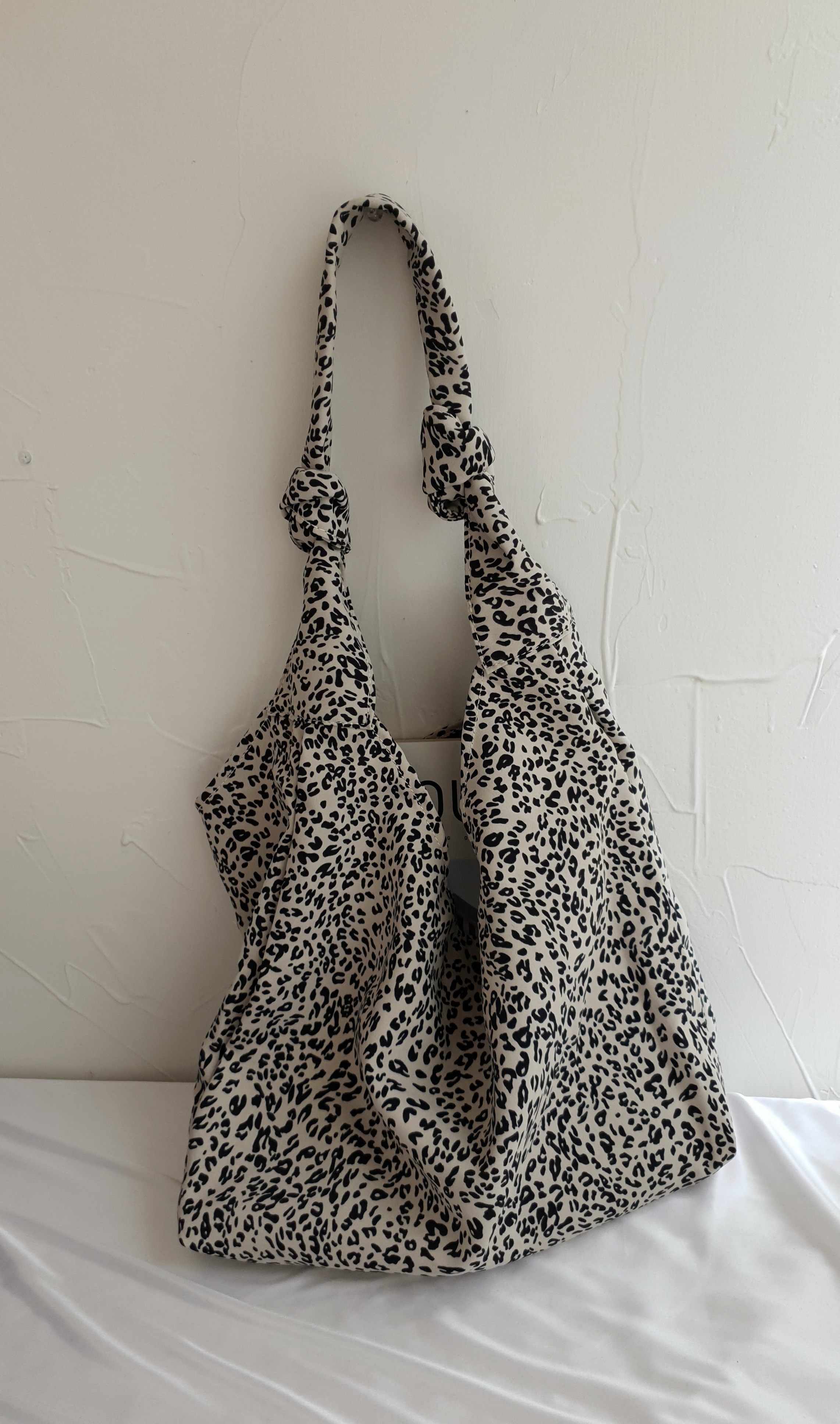 [리햅] BEST 랭킹 타임특가 어흥 호피 매듭 에코백 레오파드 숄더 가방