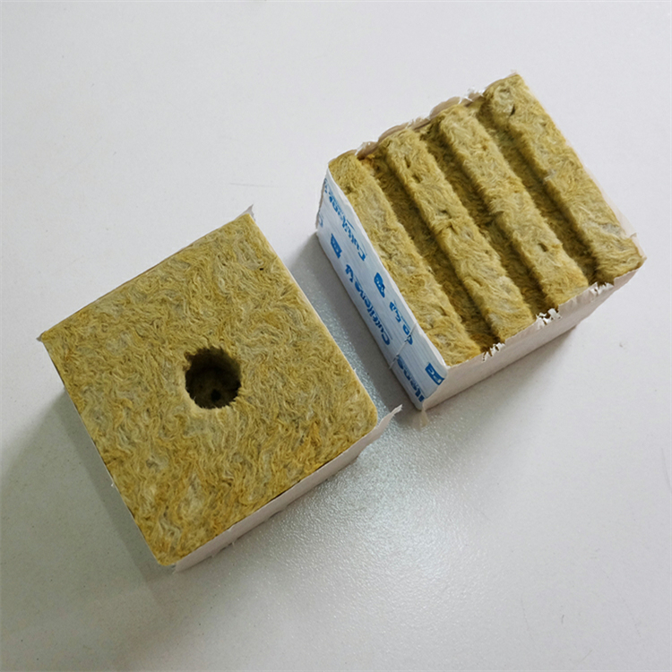 락울 큐브 상세
