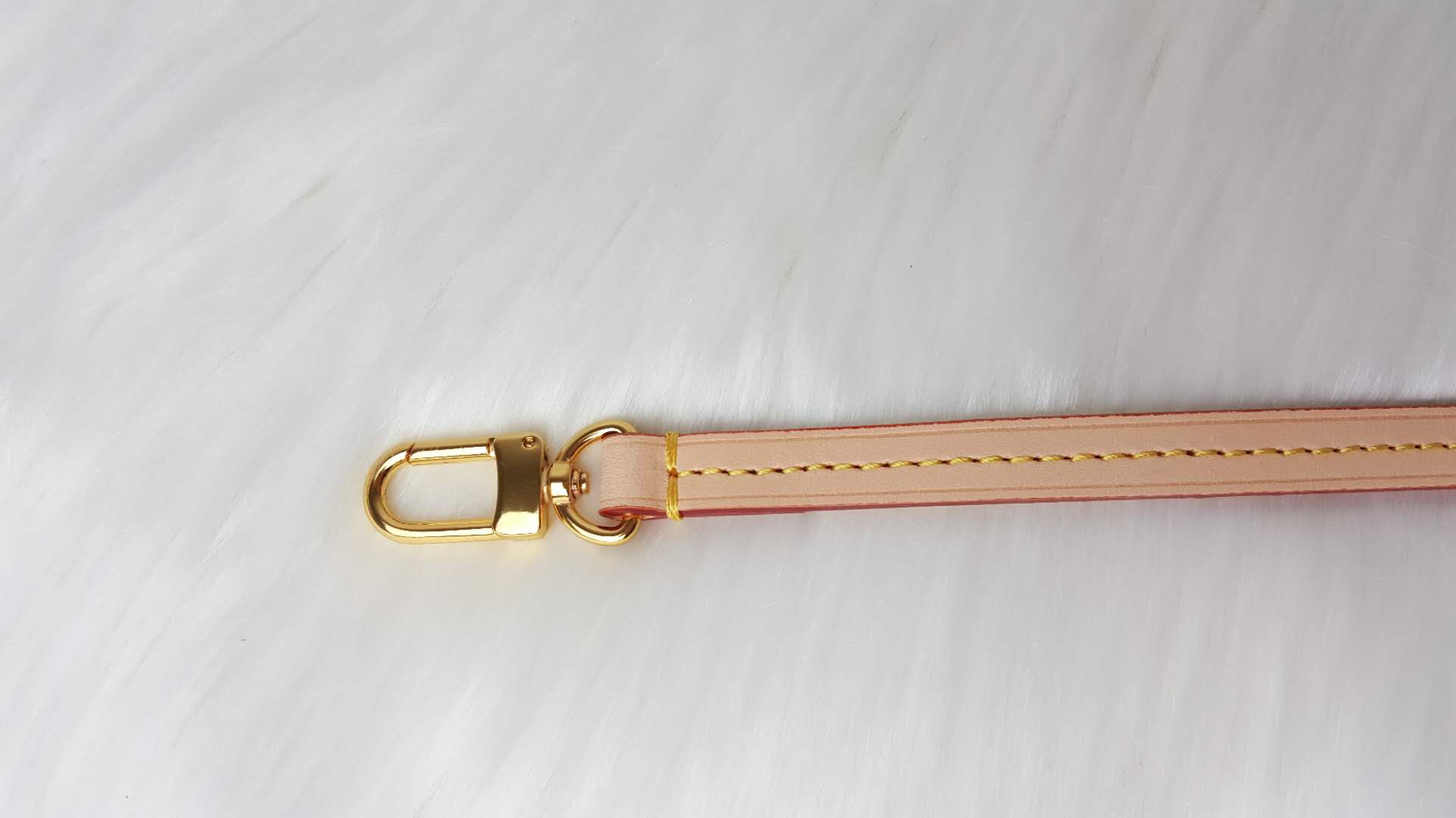 로맨티코 루이비통 호환 스트랩 악세수아 페이보릿 숏 가방끈 카우하이드 명품가방