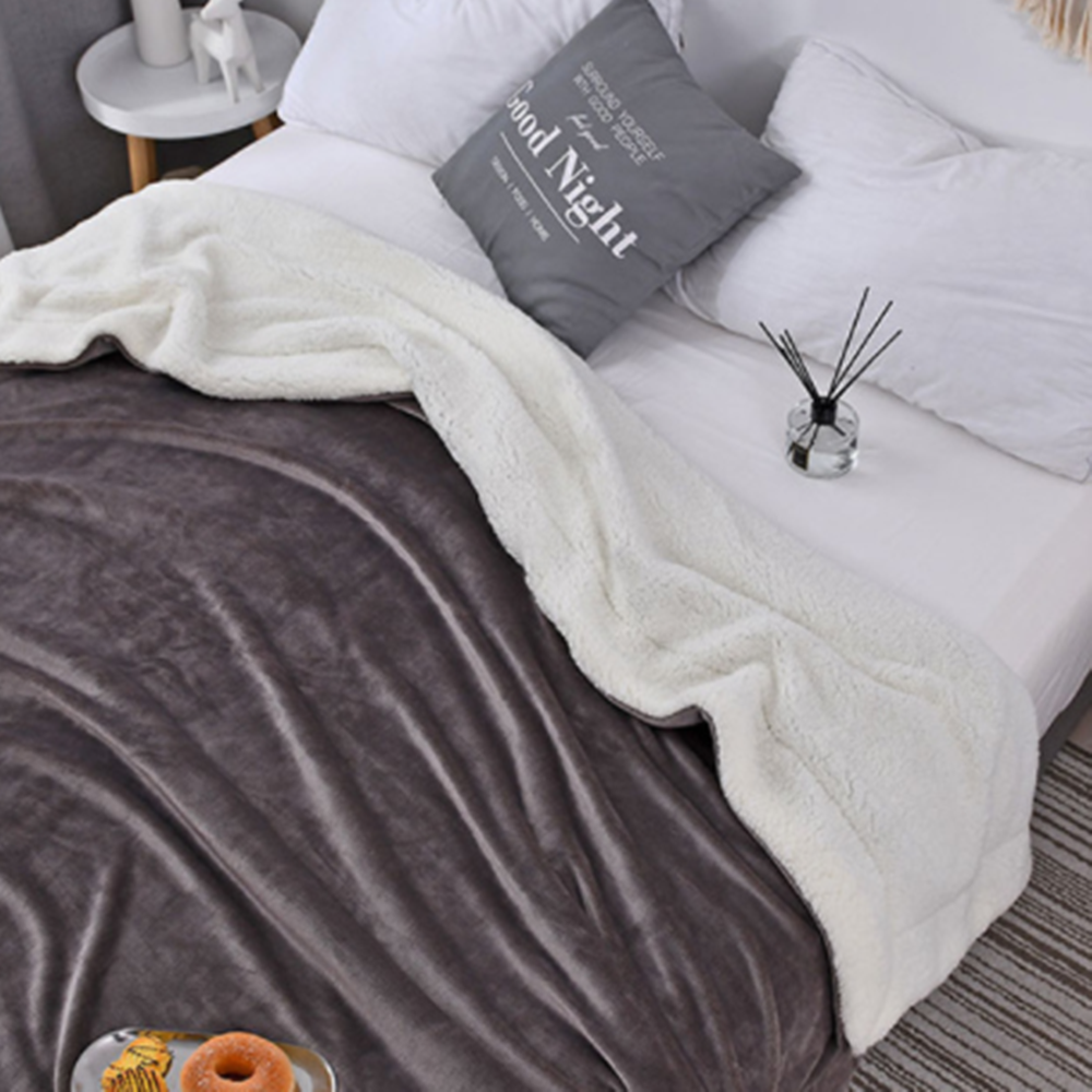 띵덕 집순이 캠핑용 할머니 극세사 얇은 양털 담요 이불 120x100