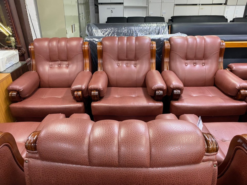partnerPRK7sofa_04.jpg