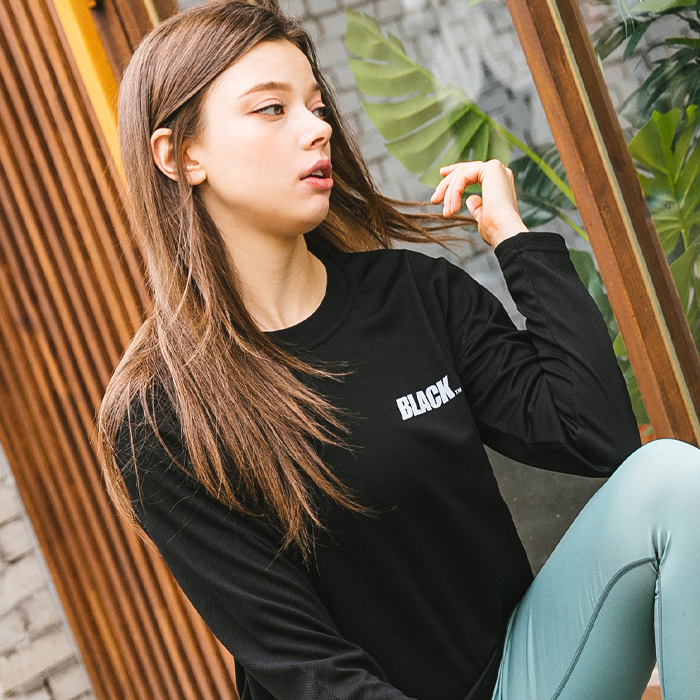 블랙몬스터핏 여성 블랙 긴팔 기능성 운동 헬스 티셔츠 - 상세 이미지 2