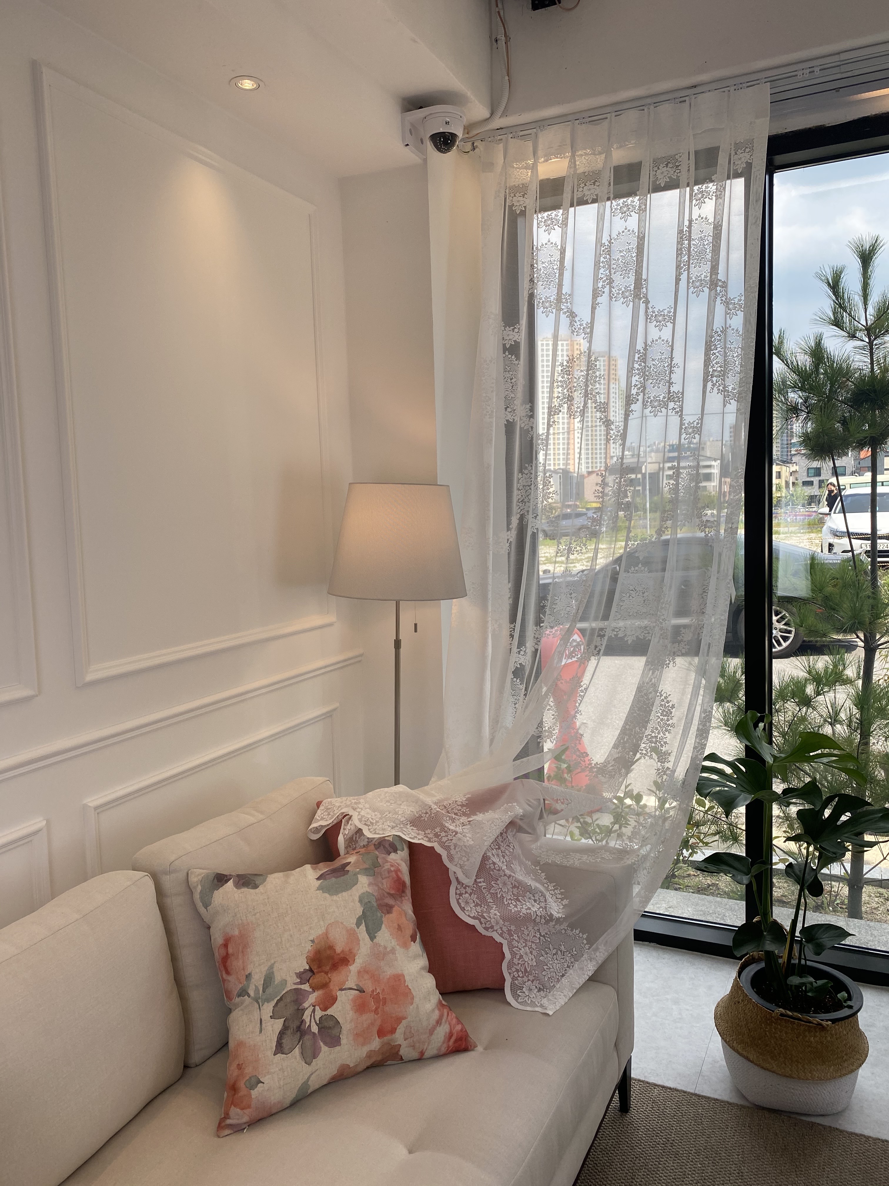 눈꽃망사 자수 레이스 포인트 속커튼(맞춤제작)